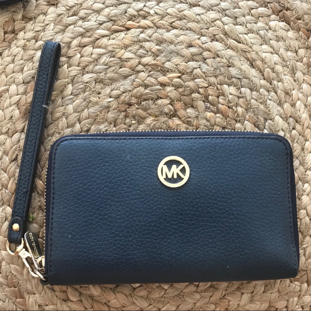 Michael Kors Leather Blue Clutch with strap